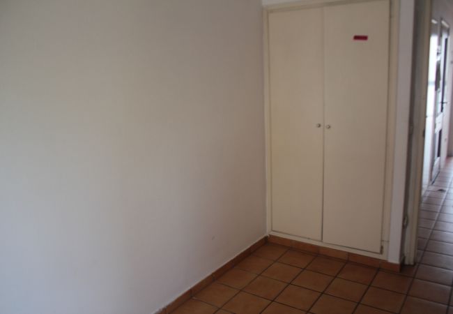 Apartment-Wohnung in Escala - P10612