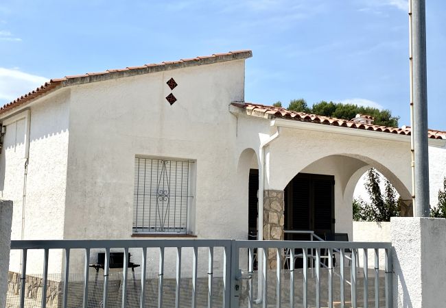 Ferienhaus in L'Escala - SOLITUD I