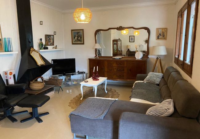 Ferienhaus in L'Escala - EMILIA