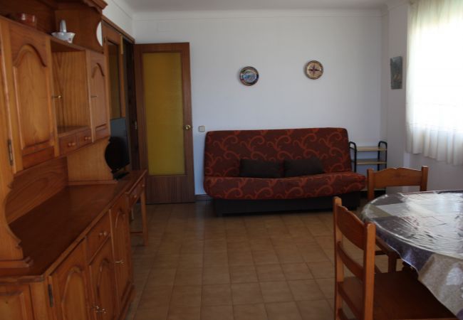 Apartment in L'Escala - PLATJA MAR 34