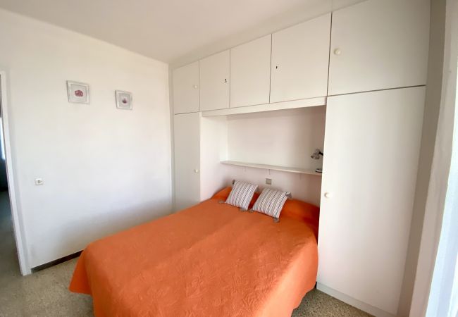 Apartment in L'Escala - RIELLS PLATJA 2