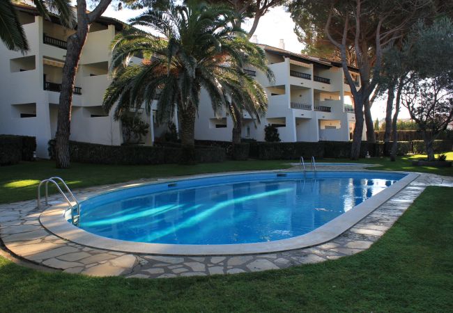 Apartment in L'Escala - PUEBLO PINOS