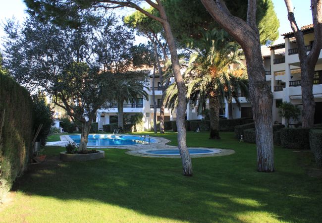 Apartment in L'Escala - PUEBLO PINOS