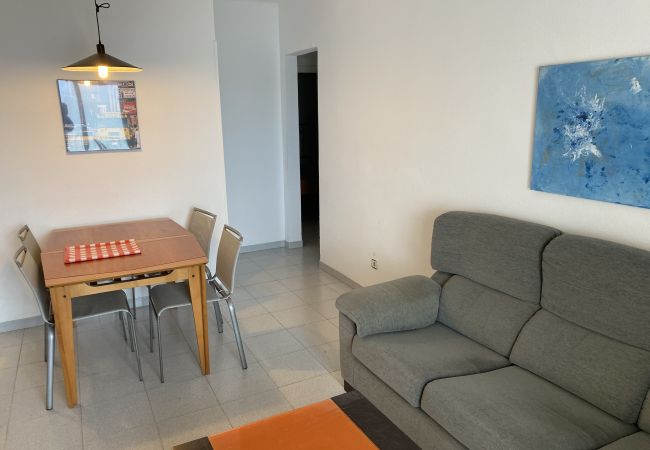 Apartment in L'Escala - RIELLS PARK 4