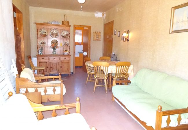 Apartment in Escala - P10417 -Venut/Vendido/Sold