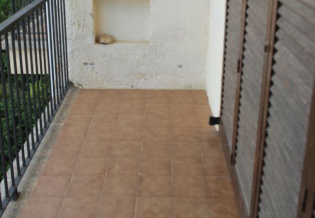 Apartment in Escala - P10622