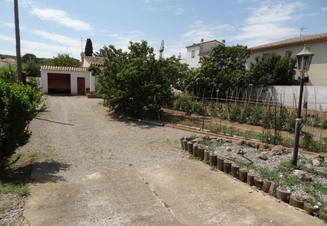 Casa en Escala - C10390