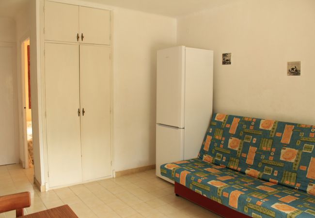 Apartament en Escala - P10270 - Reservat-Reservé