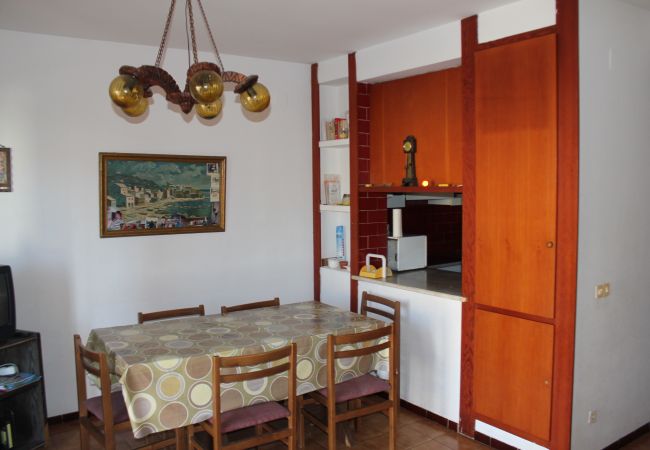 Apartament en Escala - P10622